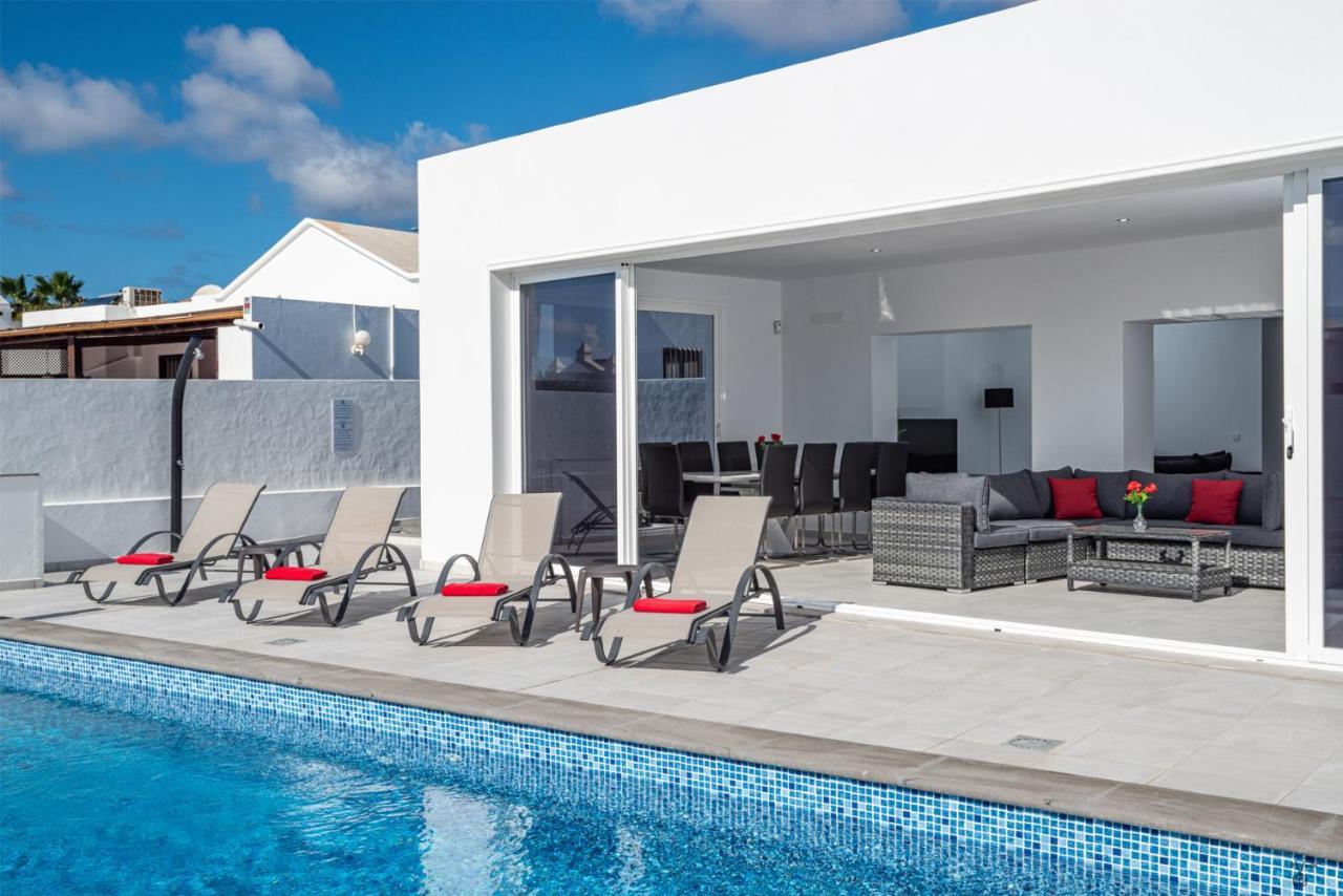 Villa Rossa - Villas Now - Lh215 By Villas Now Ltd Playa Blanca  Esterno foto