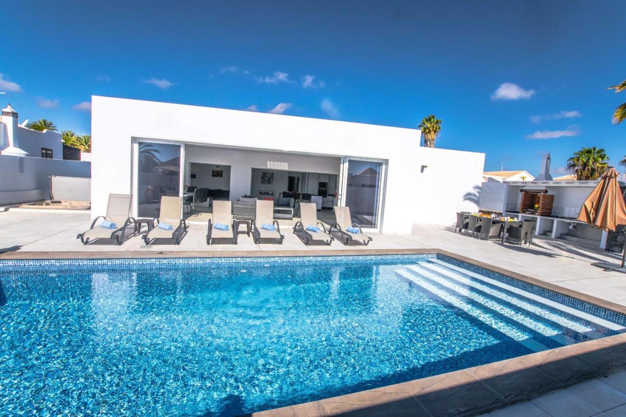 Villa Rossa - Villas Now - Lh215 By Villas Now Ltd Playa Blanca  Esterno foto