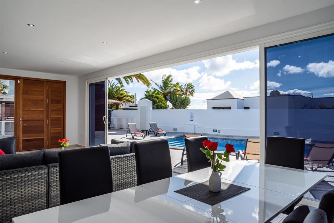 Villa Rossa - Villas Now - Lh215 By Villas Now Ltd Playa Blanca  Esterno foto