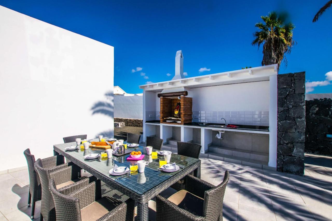 Villa Rossa - Villas Now - Lh215 By Villas Now Ltd Playa Blanca  Esterno foto